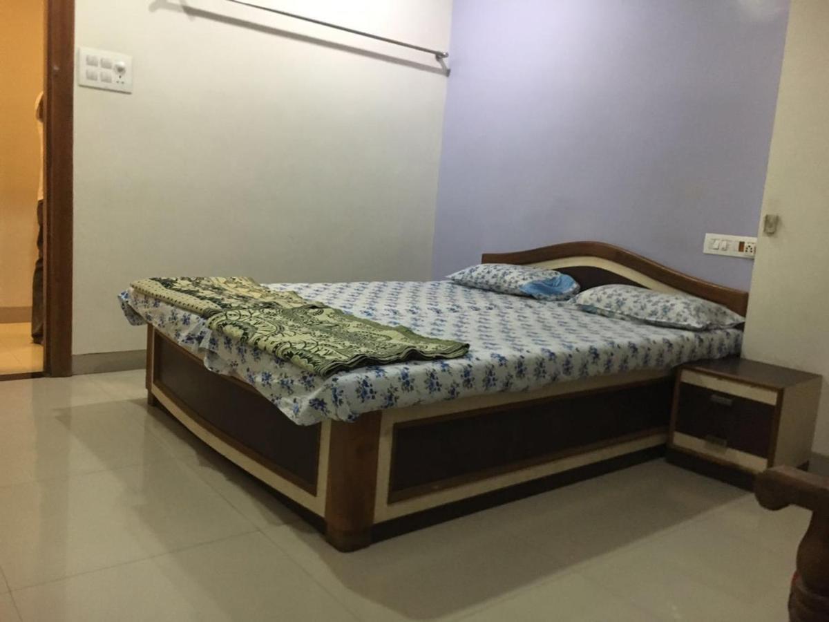 Hotel Sairaj Palace Shirpur Exterior photo